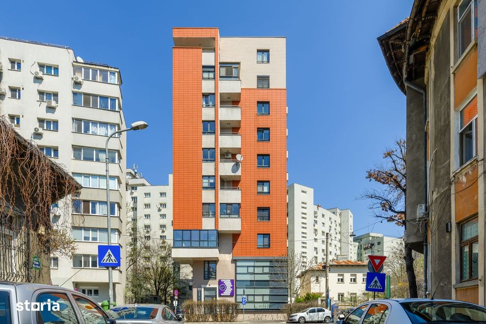 Proprietar vand apartament 3 camere bloc nou Piata Victoriei cu garaj