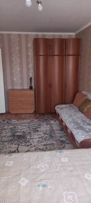 Аренда 1 комнатной квартиры долгосрочно.