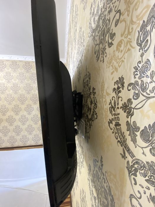 Artel 42 разбитый экран