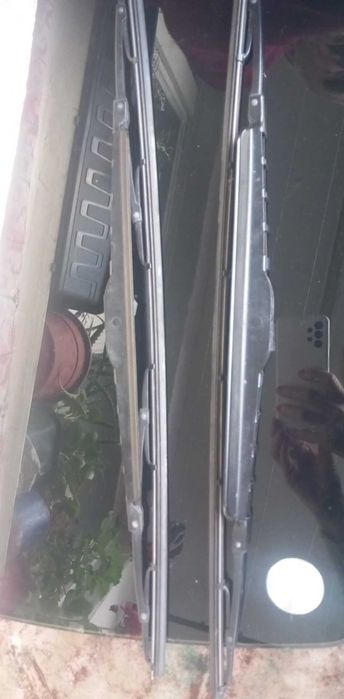 Части за крайслер и мазда