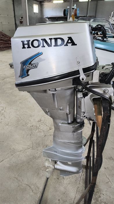 Извънбордов двигател Honda BF15