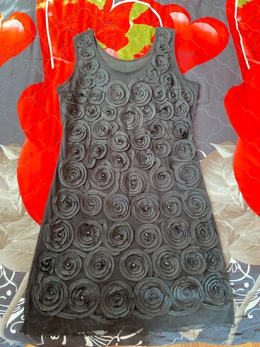 Продам платья по 1000тенге.