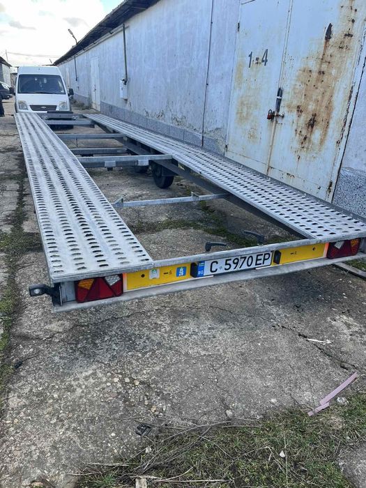 Двойна платфорва за автомобили