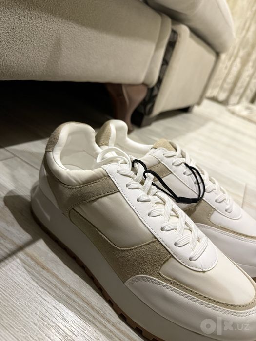 Новые Кроссовки zara