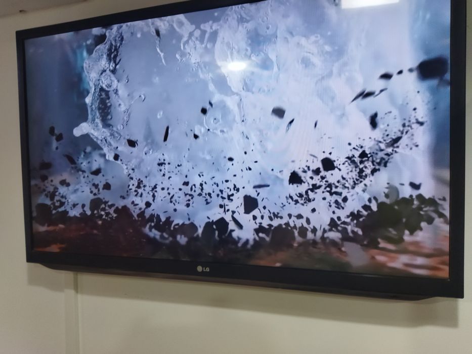 Телевизор LG 42 LM620S,Full HD,3D , smart функция