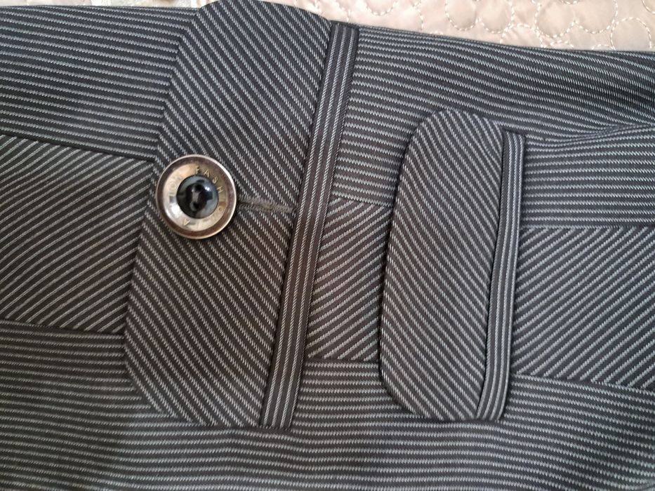 Женский брючный костюм