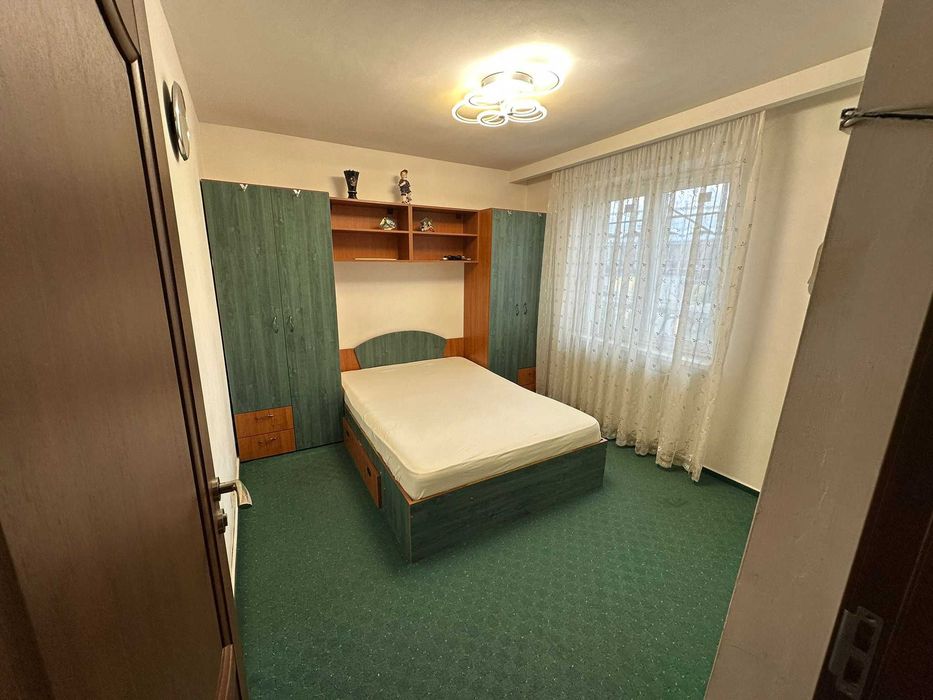 De vânzare - Apartament 3 camere, 70,15 mp, Bd. Chișinău, etaj 5/8, bloc reabilitat