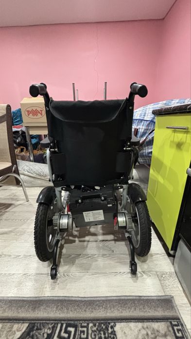 Продам автомат коляску очень хорошем состоянии