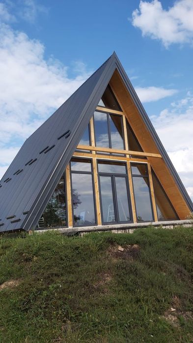Cabane A-frame din lemn