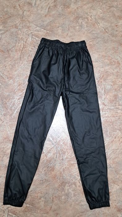 Продам вещи по 2000