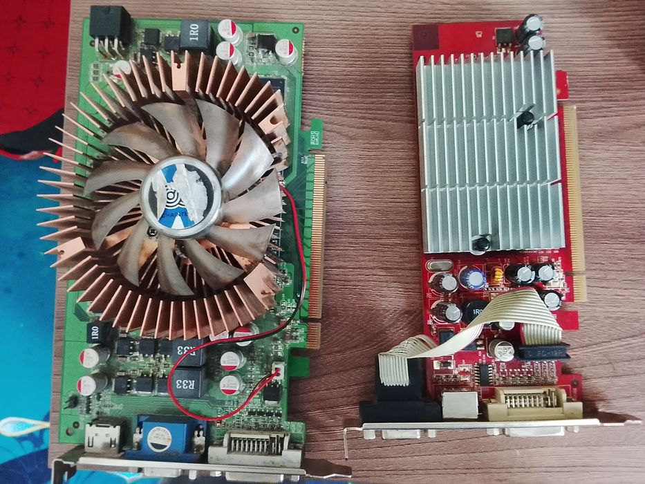 Продаю 2 не рабочих видеокарт