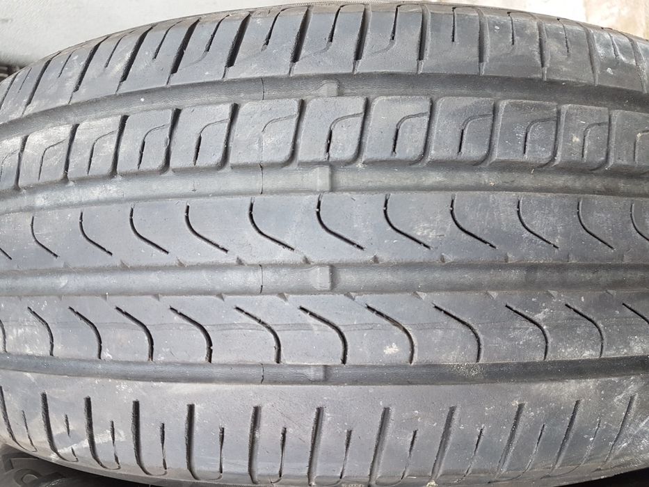 2 бр. летни гуми Pirelli 225/60/17 5 mm DOT 4912