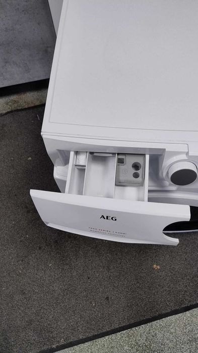 А+++ Инверторна Комбинирана Пералня машина със сушилня AEG-АЕГ 8/4 кг 1600 об/мин