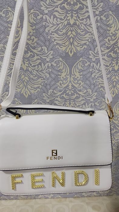 Сумка женская белая