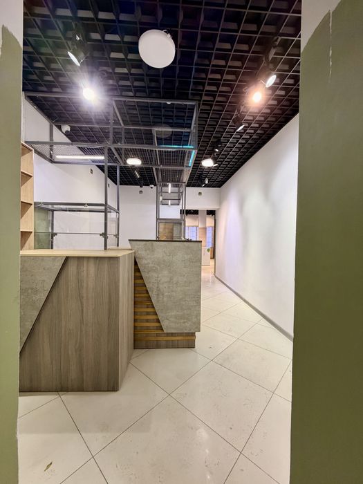 Мирабадскмй район, Гостиница Россия. R36