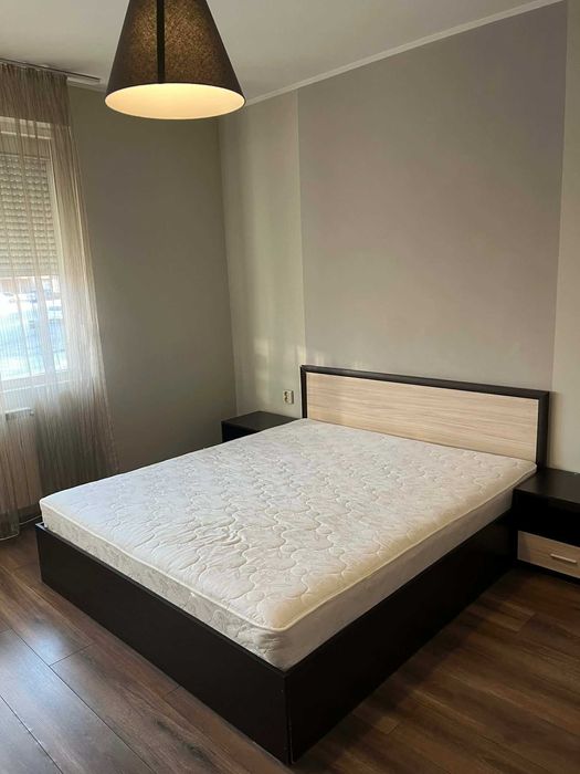 Продавам спален комплект всичко от снимките