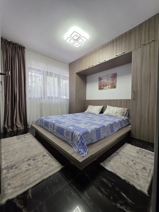Vind Apartament-Spațiu Comercial- Faleza Nord(Particular)