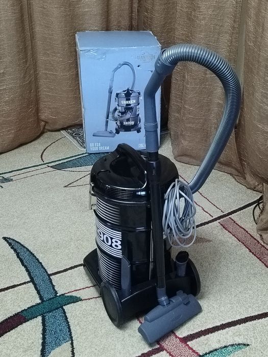 Пылесос UAKEEN 2400в