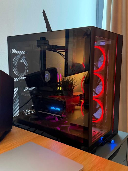 PC Gaming Intel I7-13700k RTX4070 32GB RAM