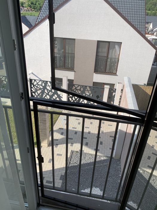 Plase insecte plisse rulou la geamuri si usi