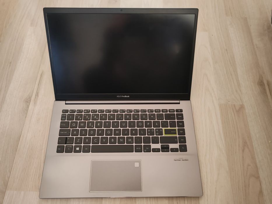 Asus VivoBook Rizen 5
