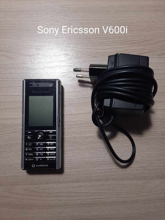 3 ретро телефона