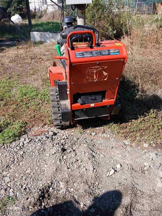 Каналокопател Ditch Witch C30X