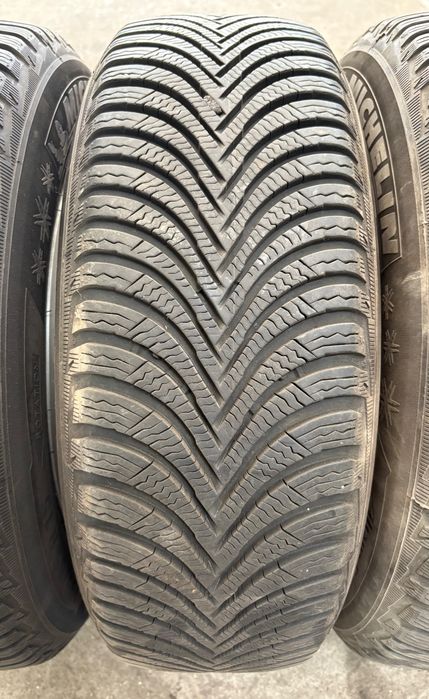 Jante A B class cu anvelope iarna ca noi Michelin 195 65 15 si capace originale