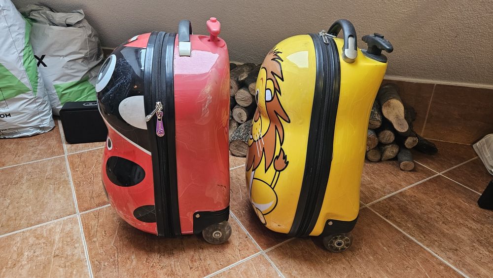 Детски куфари 2 бр.