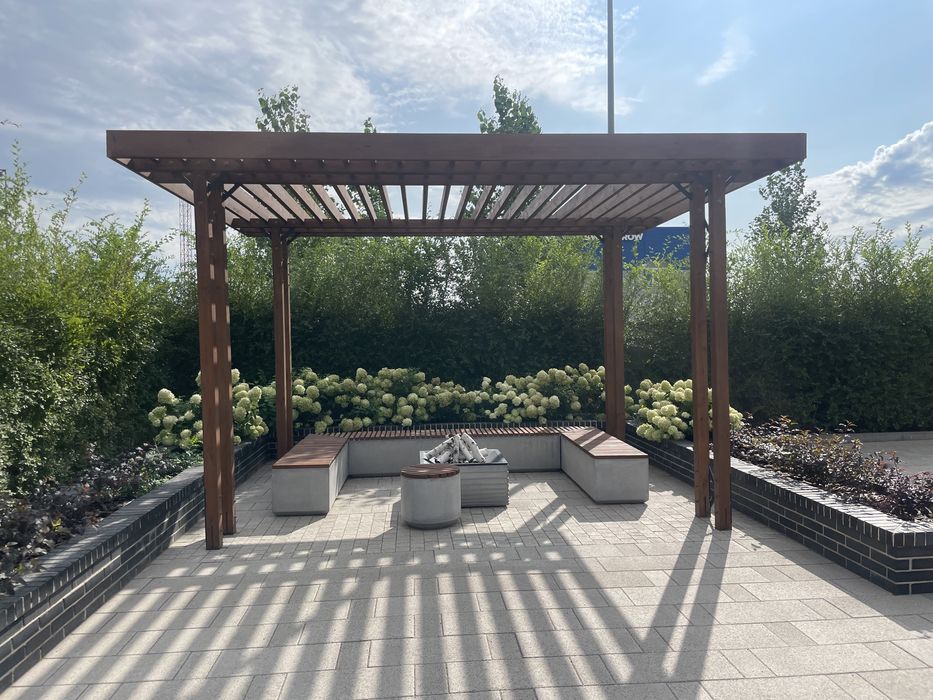 Беседка, топчан.