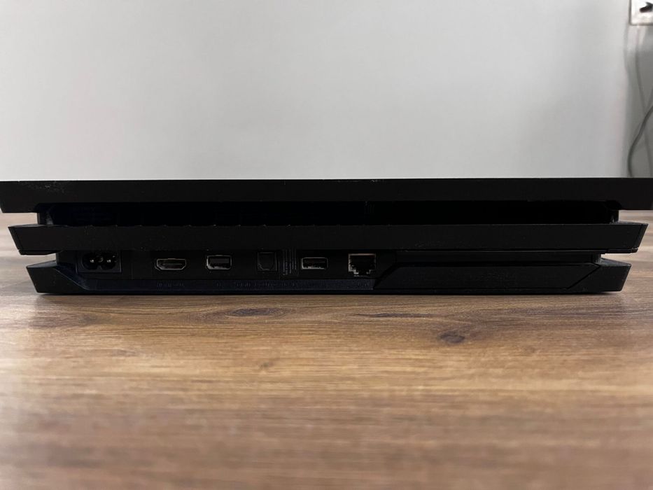 Sony PlayStation PS4 Pro 1Tb