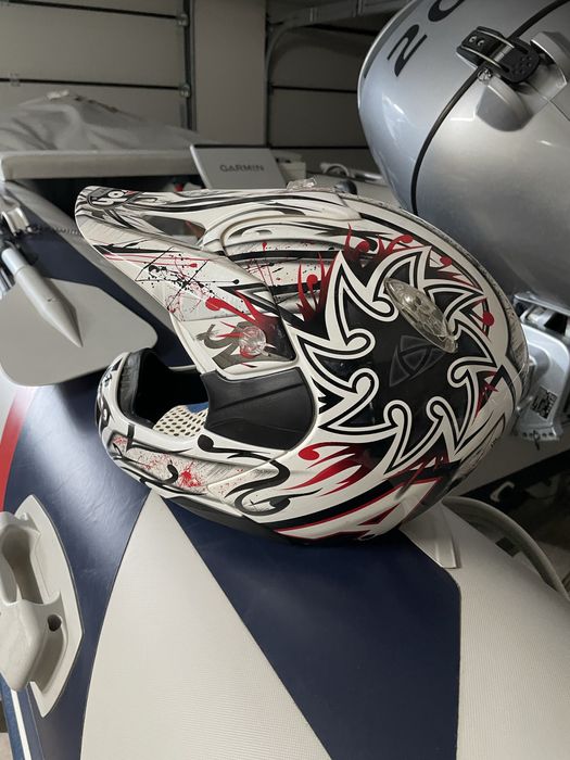 Каска airoh в перфекно състояние