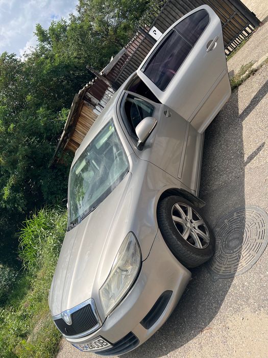 Vând Skoda Octavia
