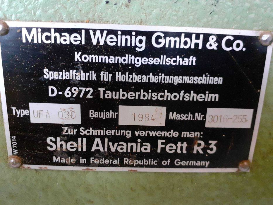 Вайнинг машина за дървена дограма