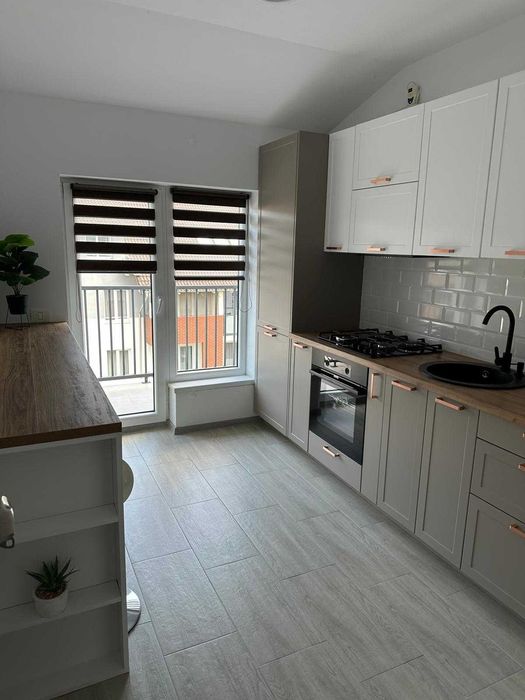 Apartament 3 camere, 80mp, Miron Costin(intersectie cu Traian)