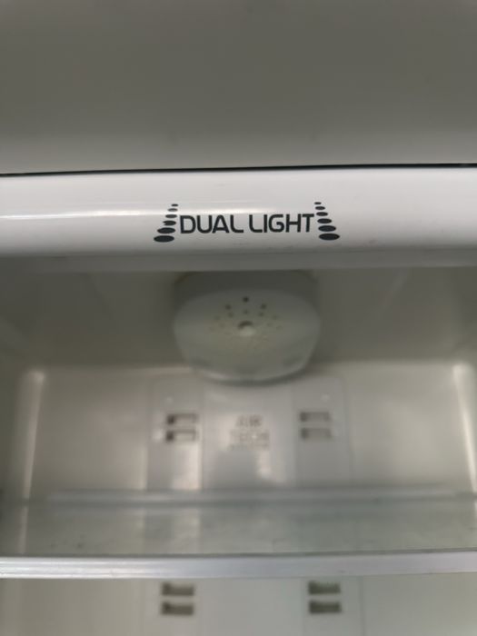 Холодильник хоть point Ariston