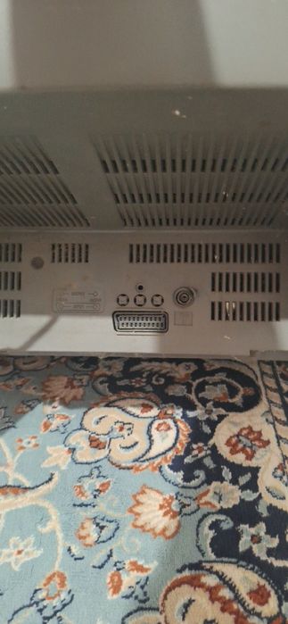 Продам телевизор