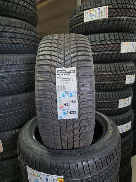 245/40/19 BRIDGESTONE 4бр