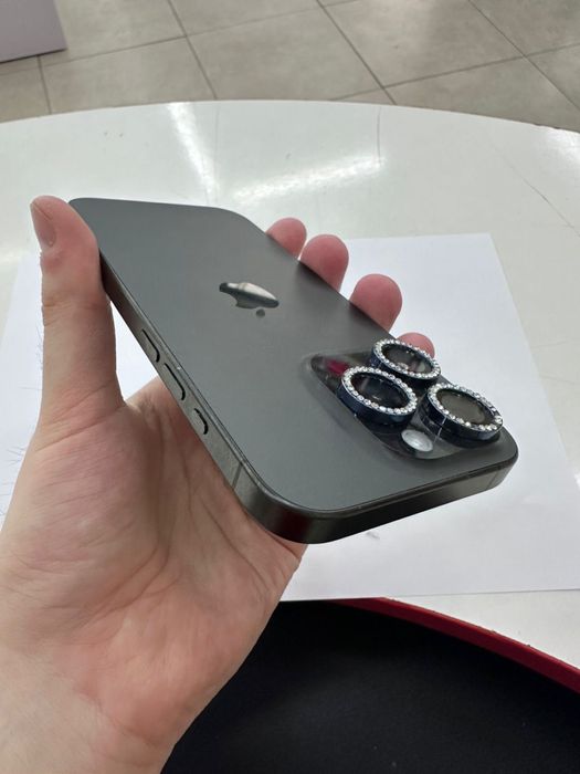 Iphone 15 pro 256 gb черный цвет