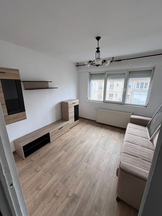 De inchiriat ap 3 camere Iosia