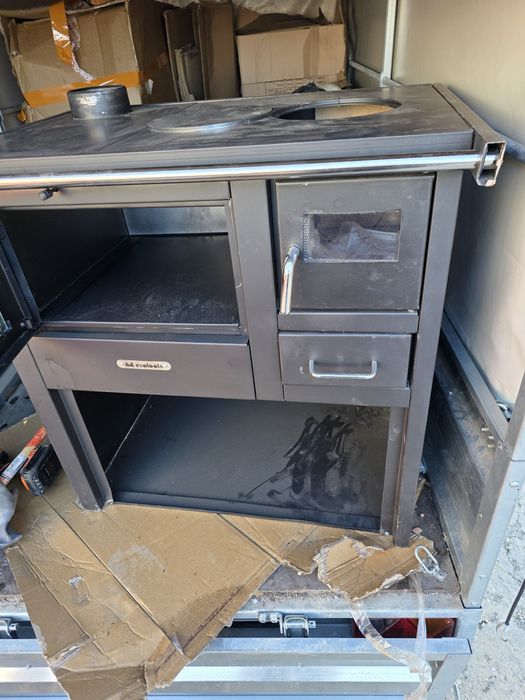 soba de gatit cu plita si cuptor