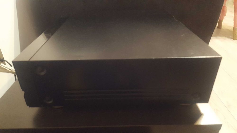 Продавам Sansui CD-X711