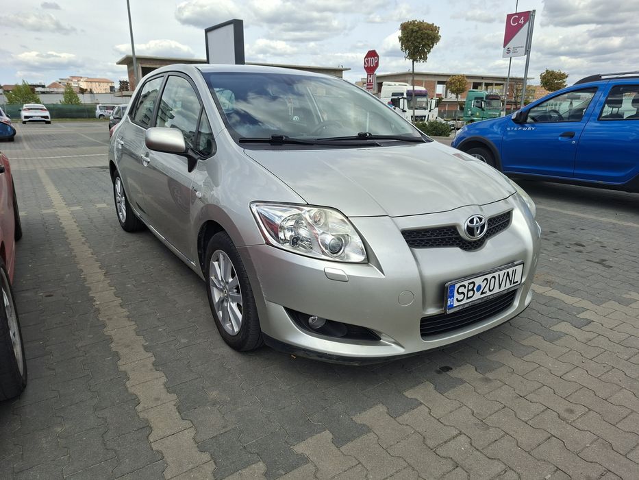 Toyota Auris 1,6 automată