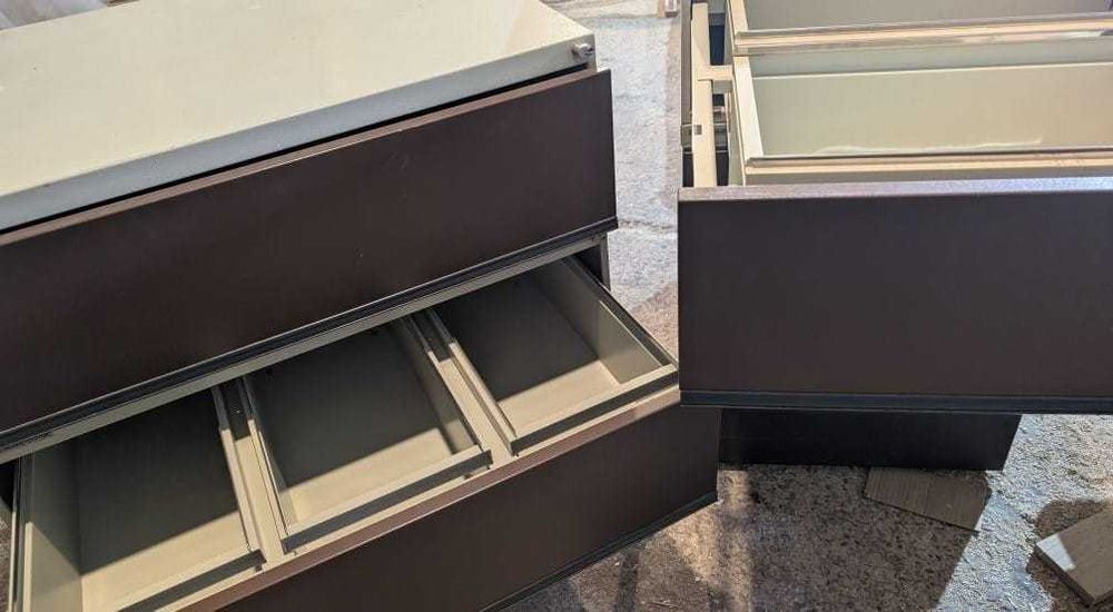 Dulap metalic cu sertare - 3 bucati, diferite dimensiuni si modele