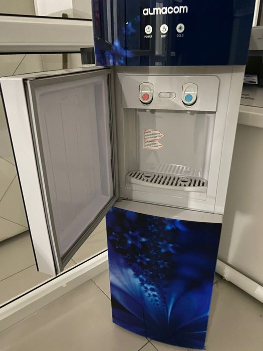 Диспенсер для воды ALMACOM