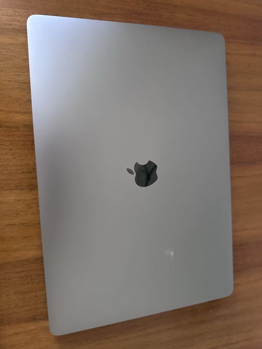 MacBook Pro 15” Retina 2017 | i7 2.8 GHz | 16 GB RAM | SSD 256 GB