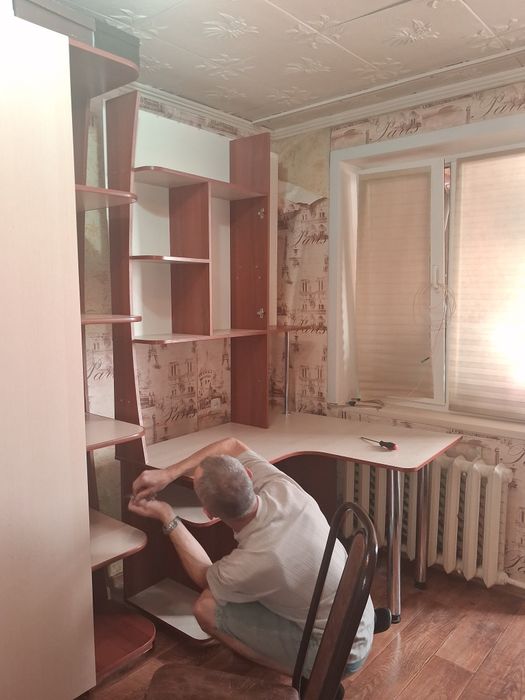 Срочно продам шкаф