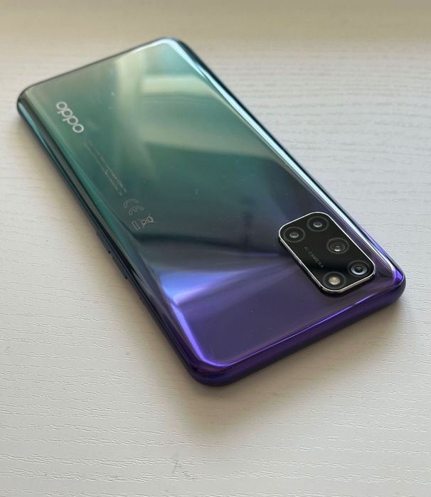 Cu husa oppo A72 de 128 gb si liber de retea
