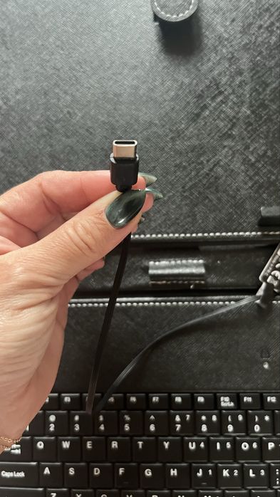 Универсална клавиатура за таблет