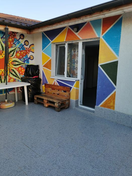 Vand sau Schimb, Garsoniera cu 2 sau 3 camere sau casa in apropierea B